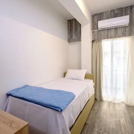 Apartment Cozy & Central 2bdr | Walk Everywhere | Free Parking Larnaka