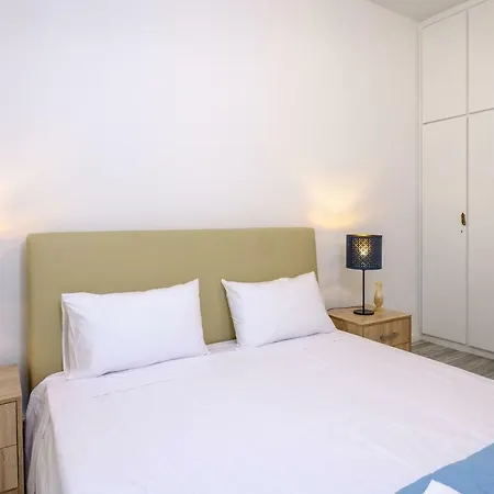 Διαμέρισμα Cozy & Central 2bdr | Walk Everywhere | Free Parking *