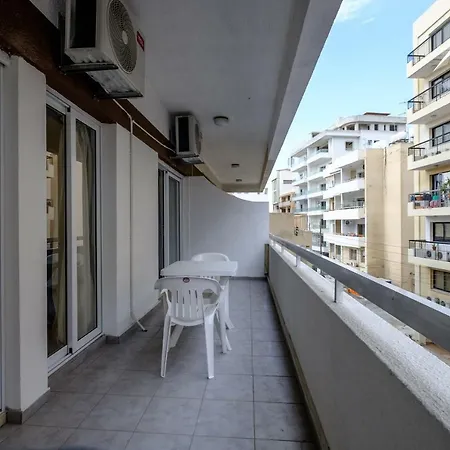 Cozy & Central 2bdr | Walk Everywhere | Free Parking Διαμέρισμα